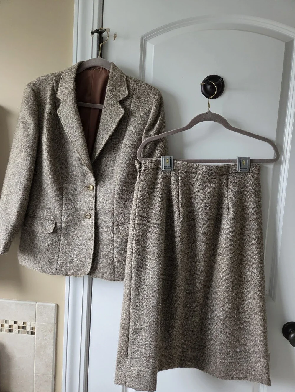 Duckenfield's Herdwick Wool Tweed Skirt Suit -Great Britain, Neutral Brown